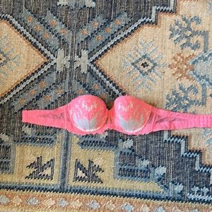 Strapless Victoria secret bra